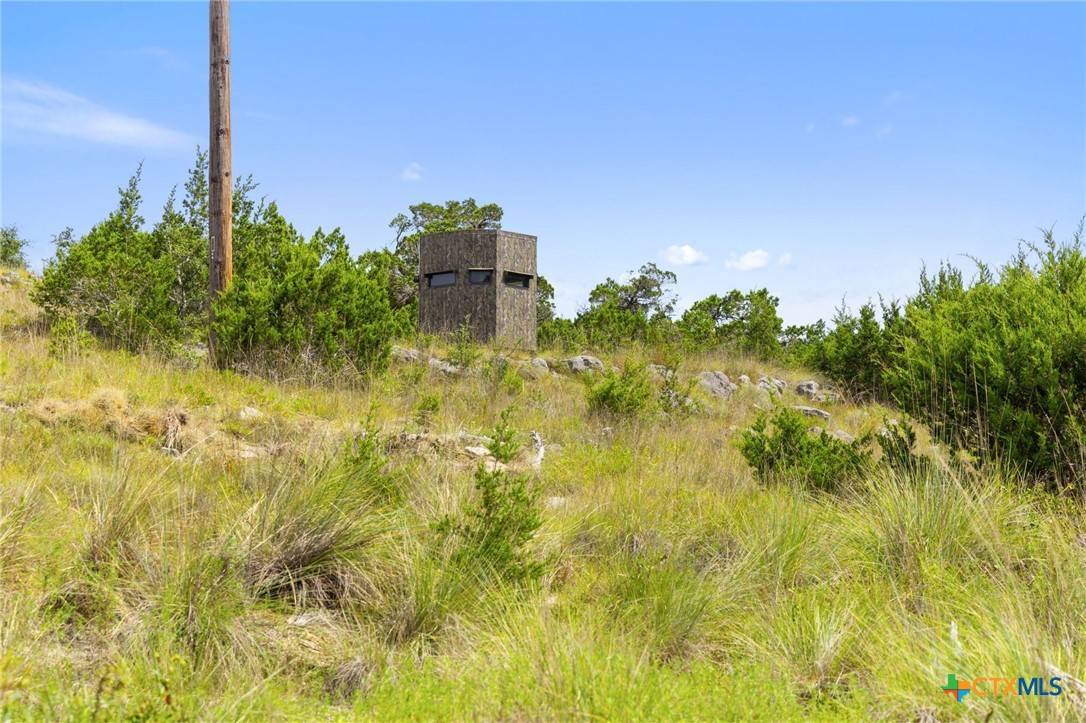 main property photo 40