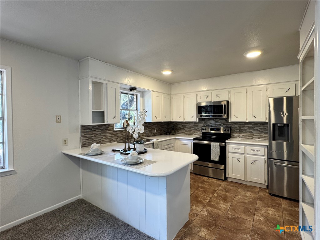 main property photo 8