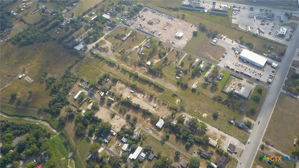 main property photo 14