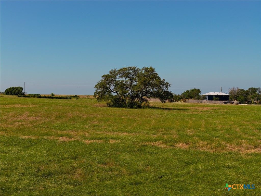 main property photo 16