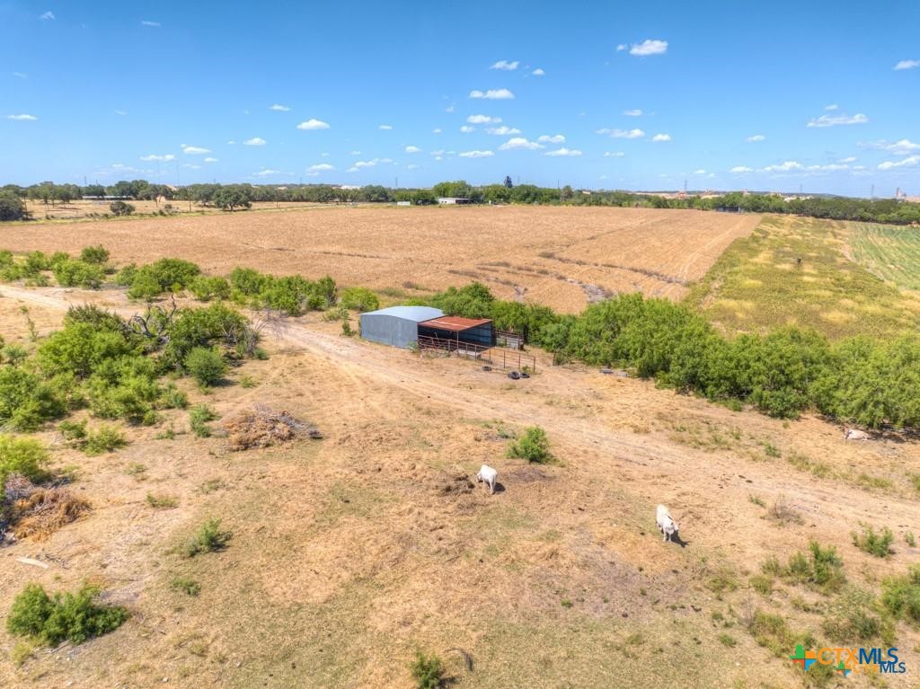 main property photo 11