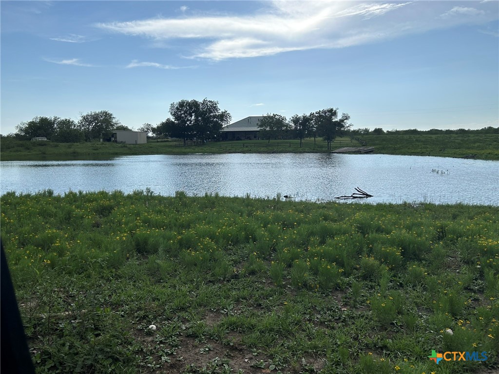 main property photo 40