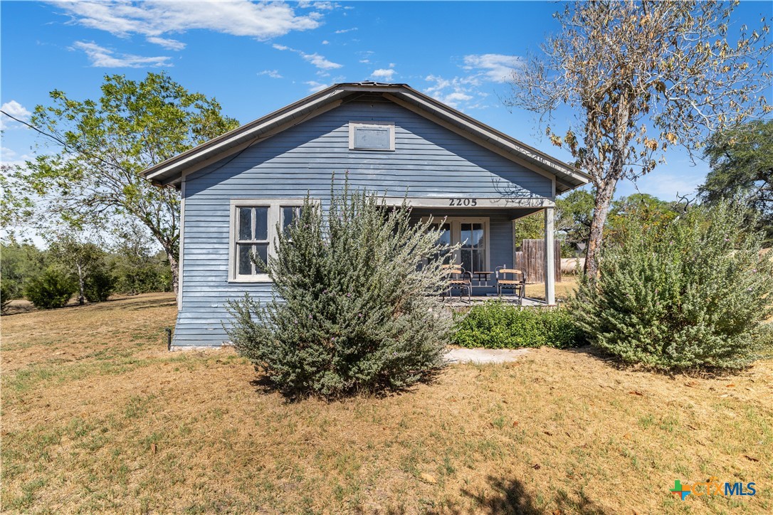 main property photo 2