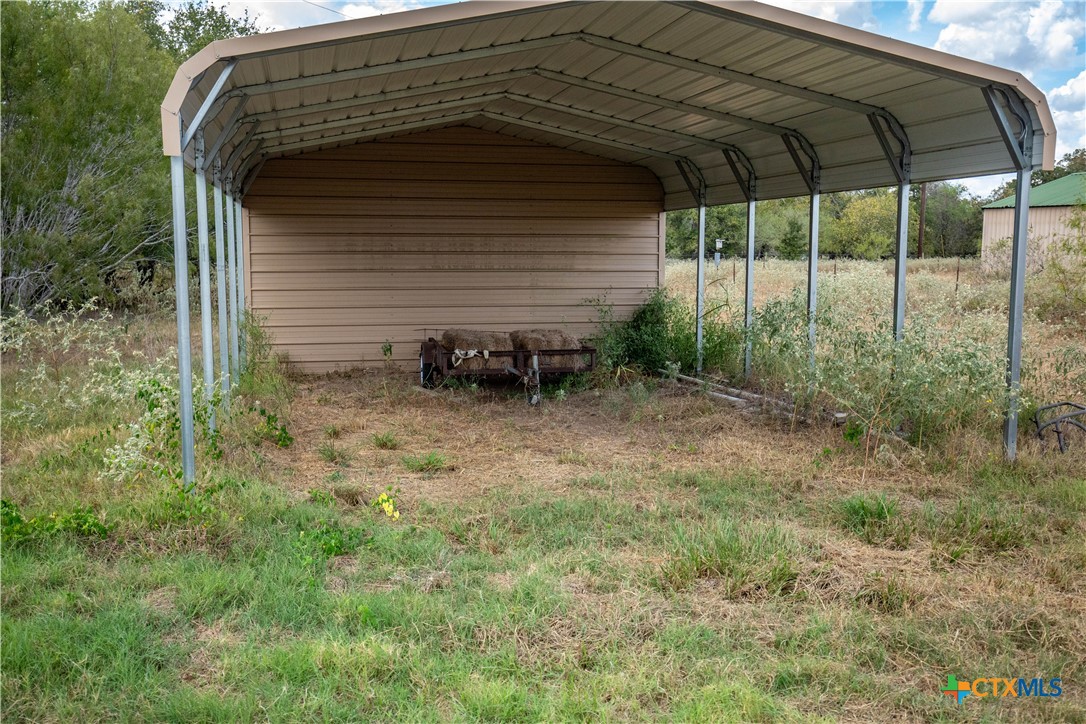 main property photo 33