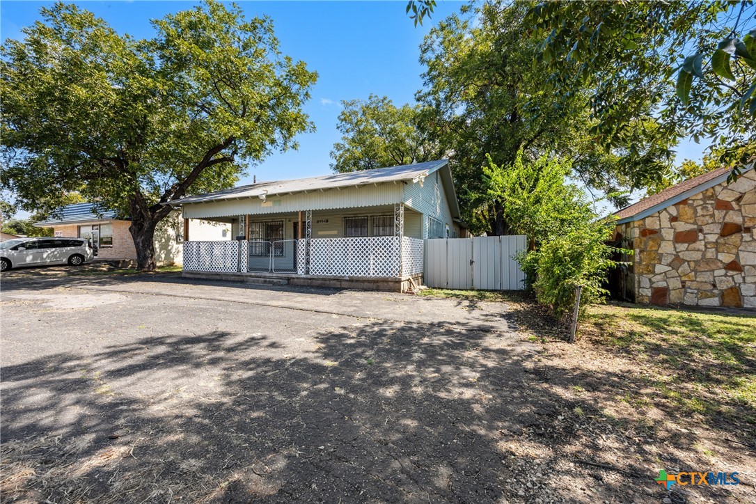 main property photo 2