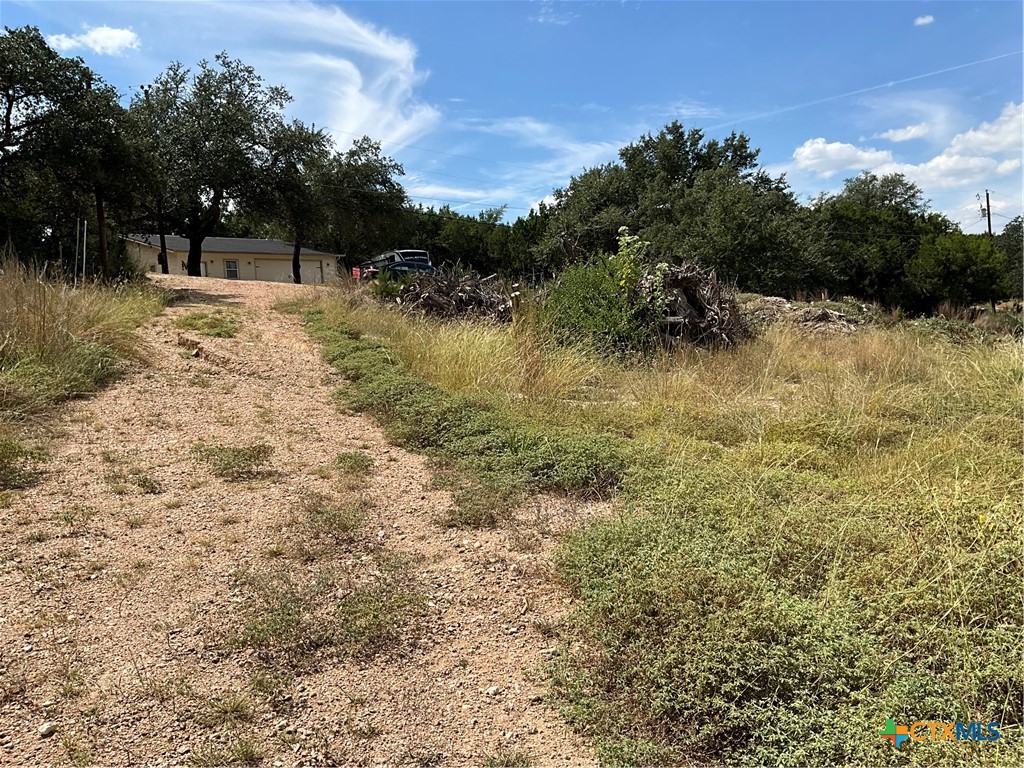 main property photo 10