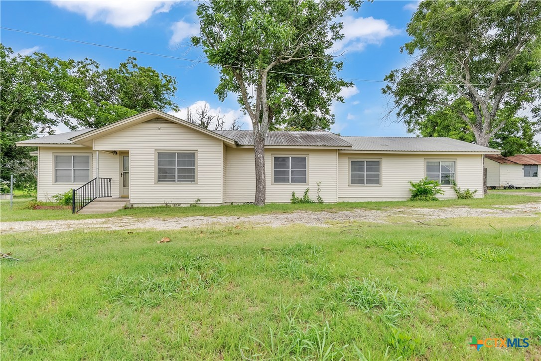 main property photo 17