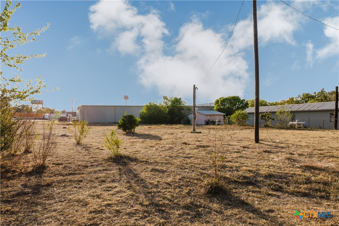 main property photo 12
