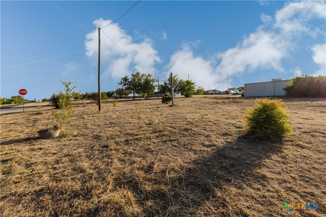 main property photo 14