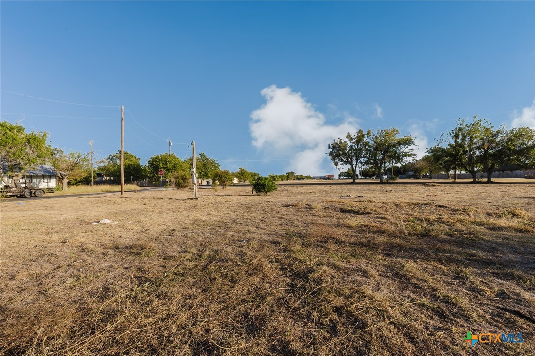 main property photo 16