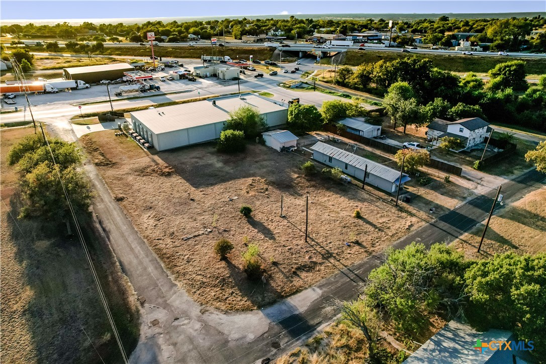main property photo 18