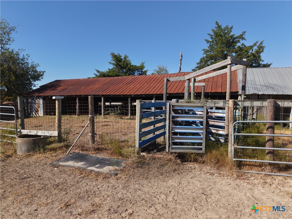 main property photo 17