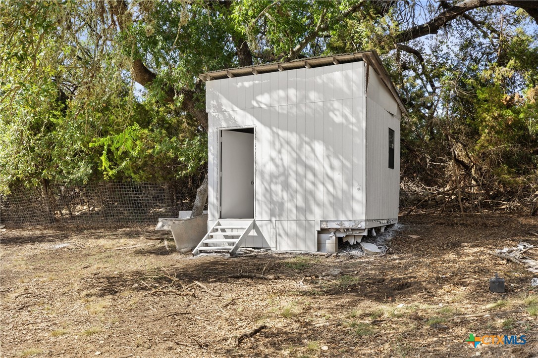main property photo 38