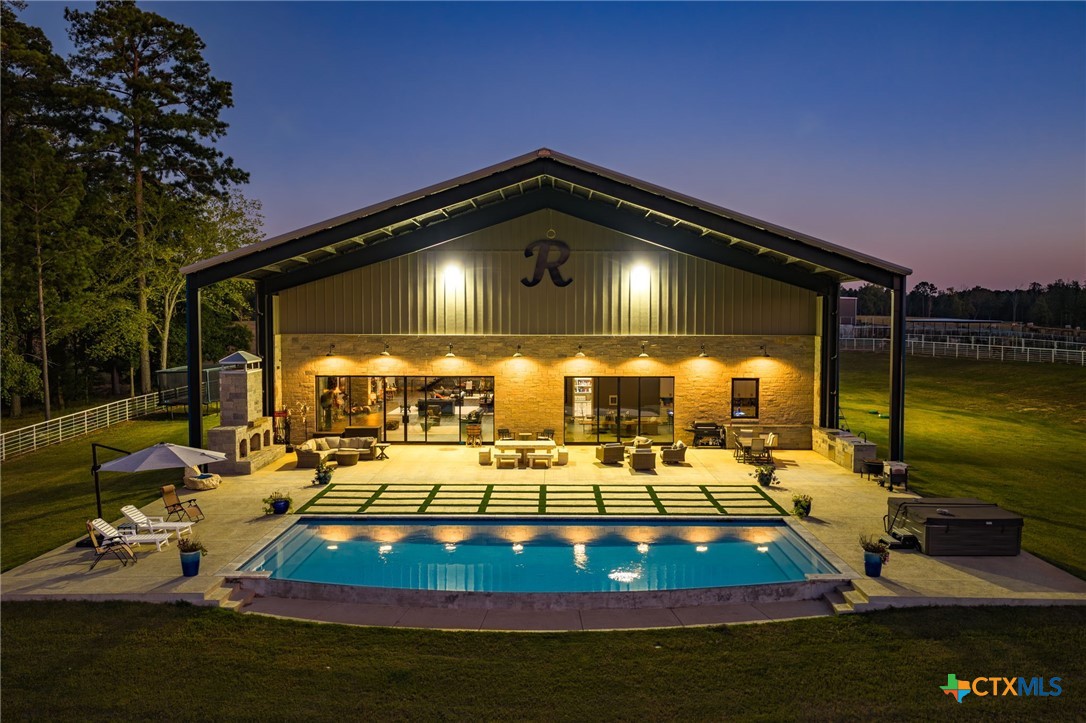 main property photo 14