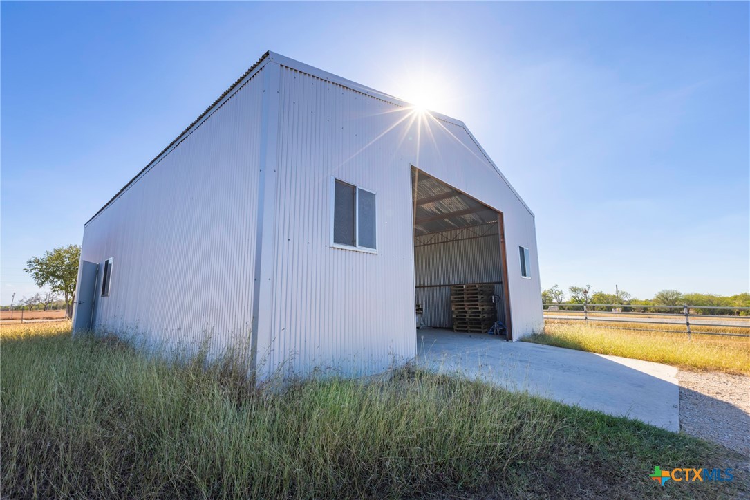 main property photo 24