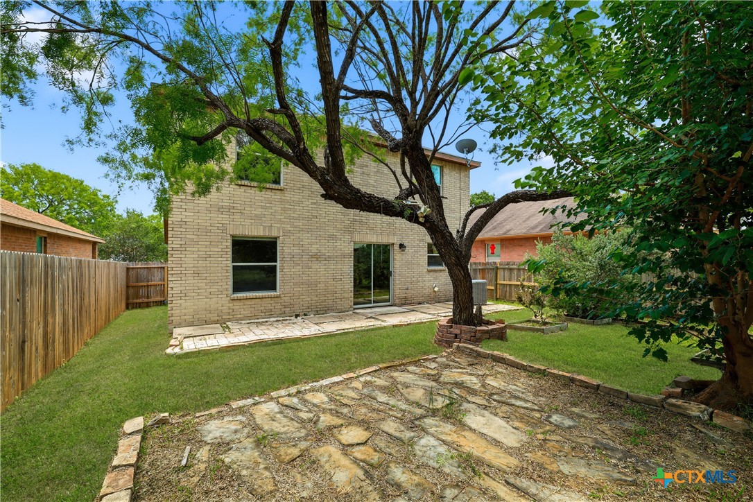 main property photo 26