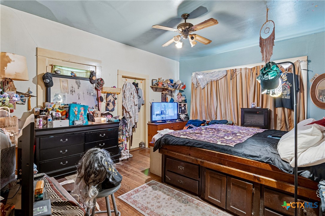 main property photo 12