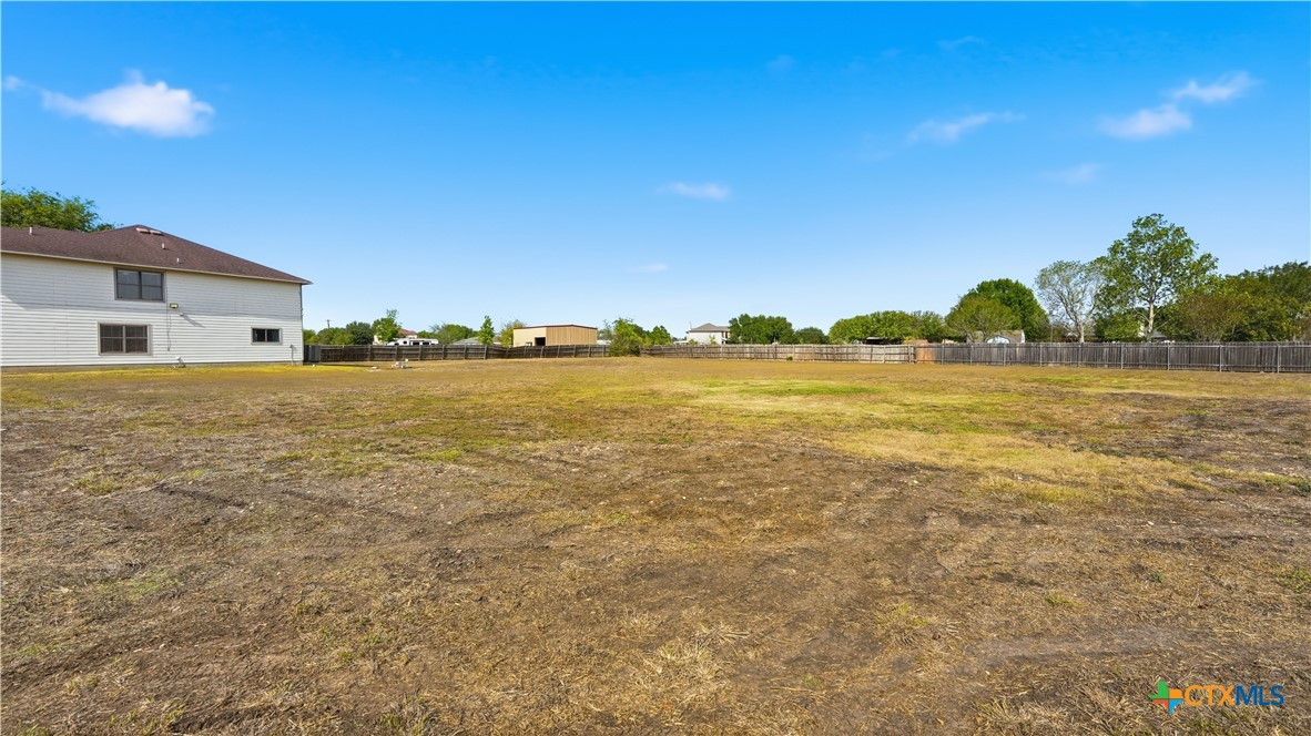 main property photo 44