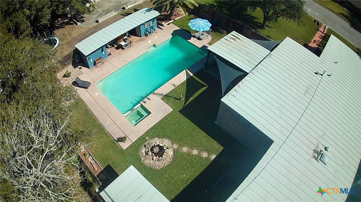 main property photo 39