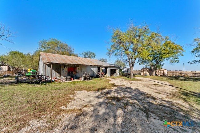 main property photo 11