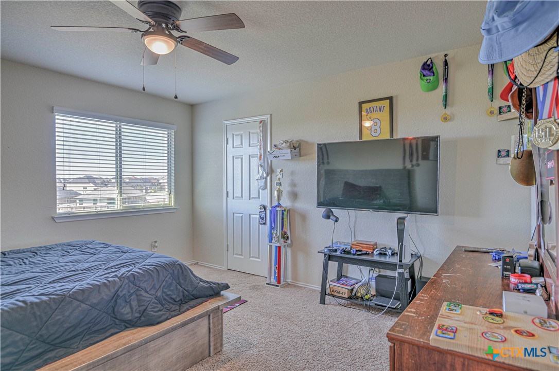 main property photo 37