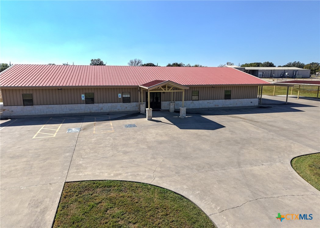main property photo 4