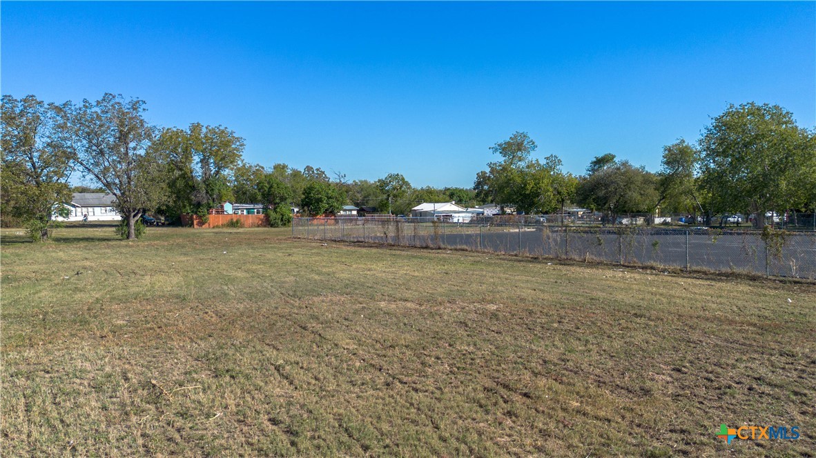 main property photo 23