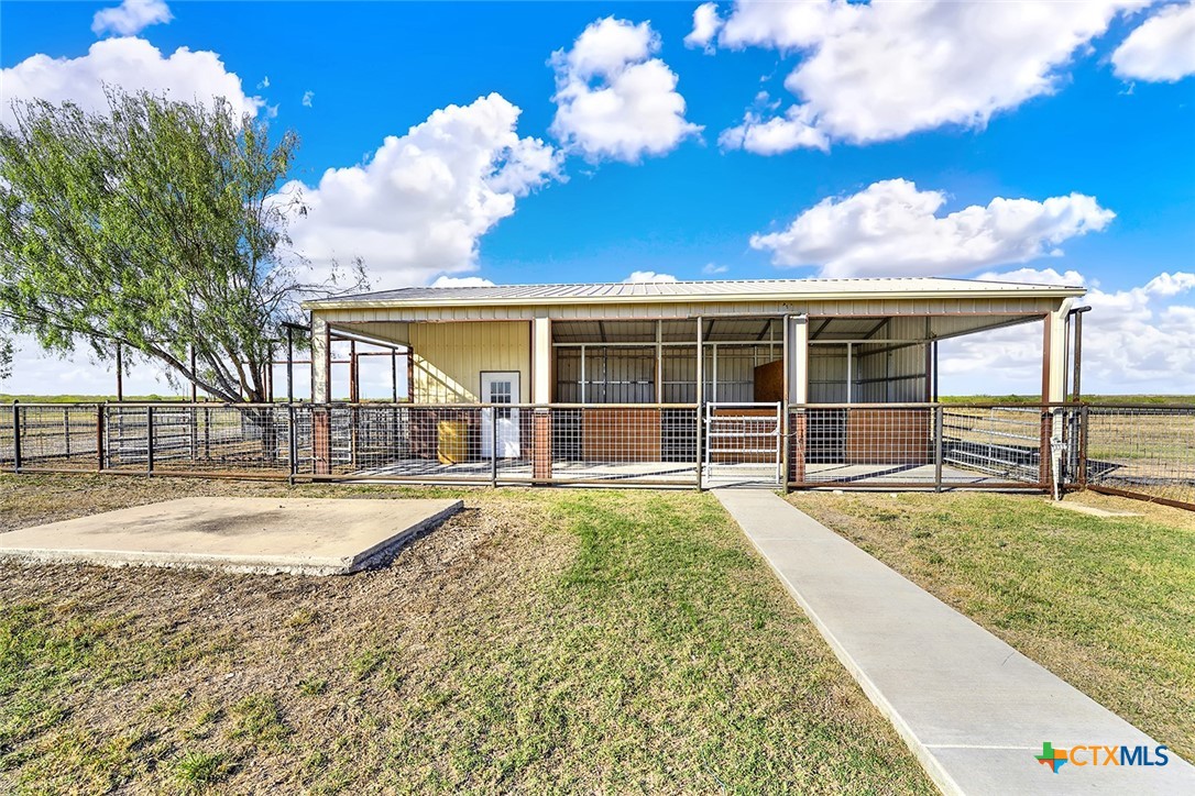 main property photo 32