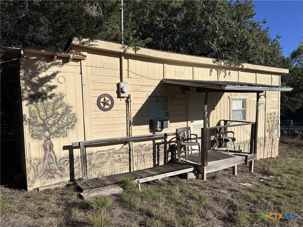 main property photo 11