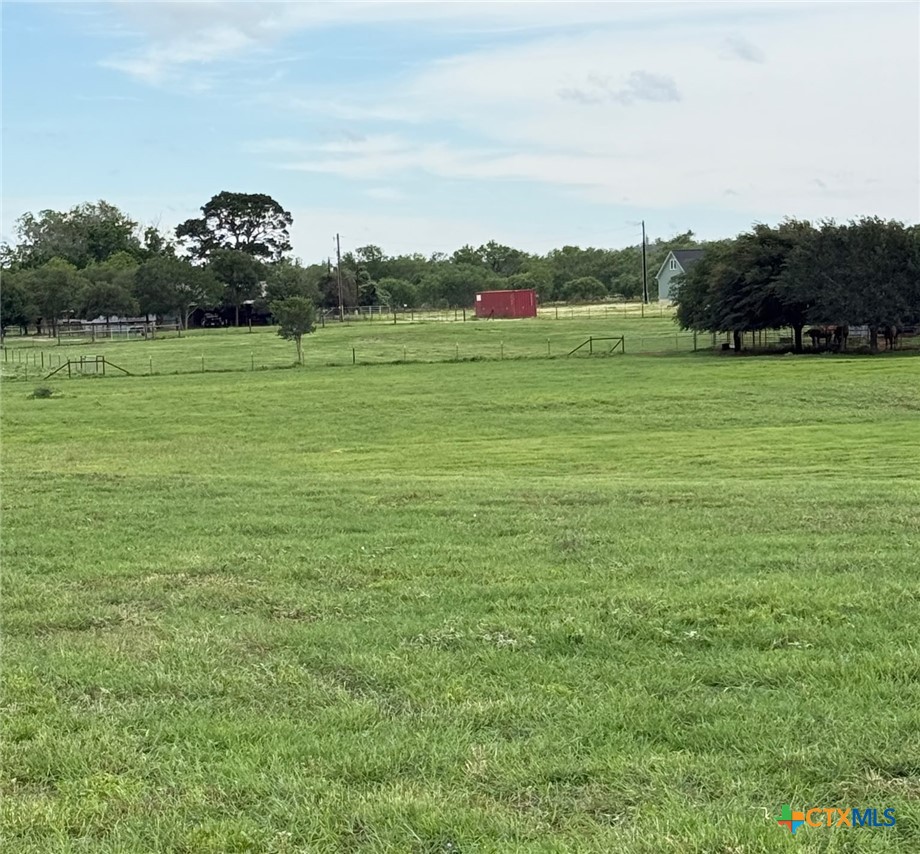main property photo 10