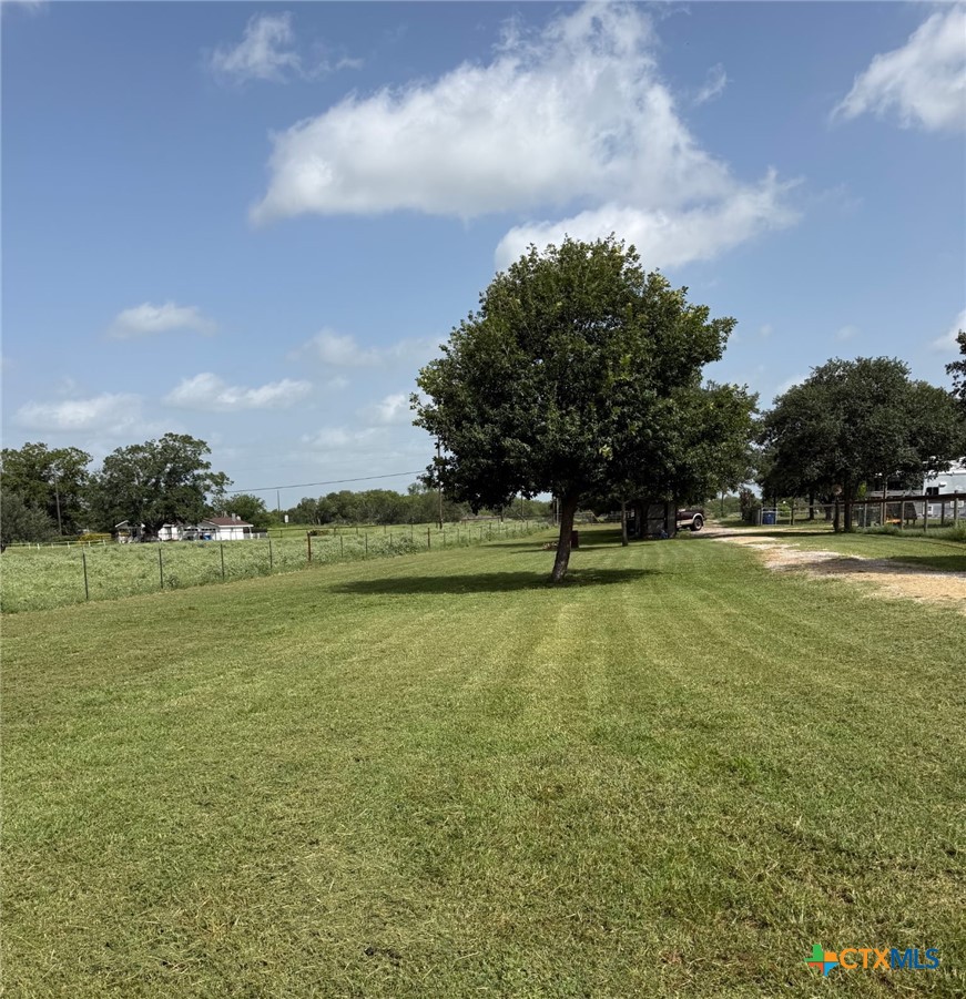 main property photo 33