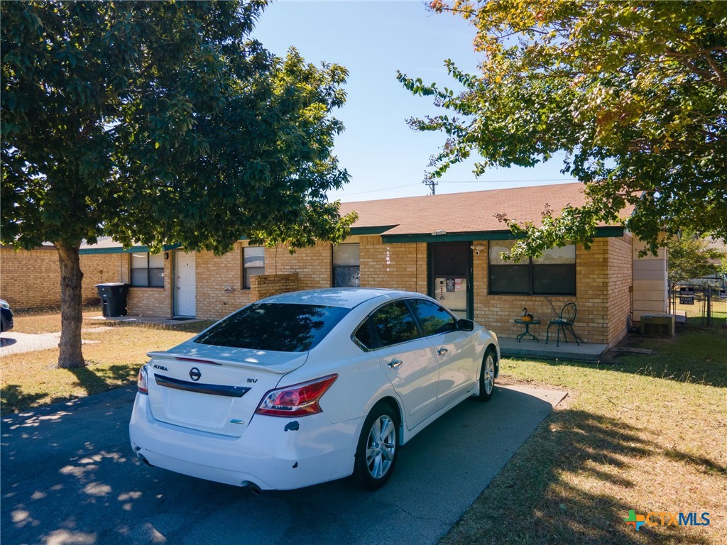 main property photo 12