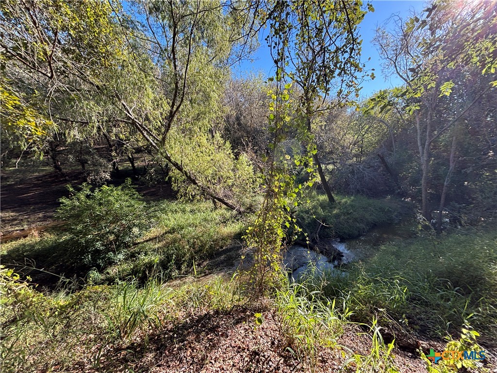 main property photo 11