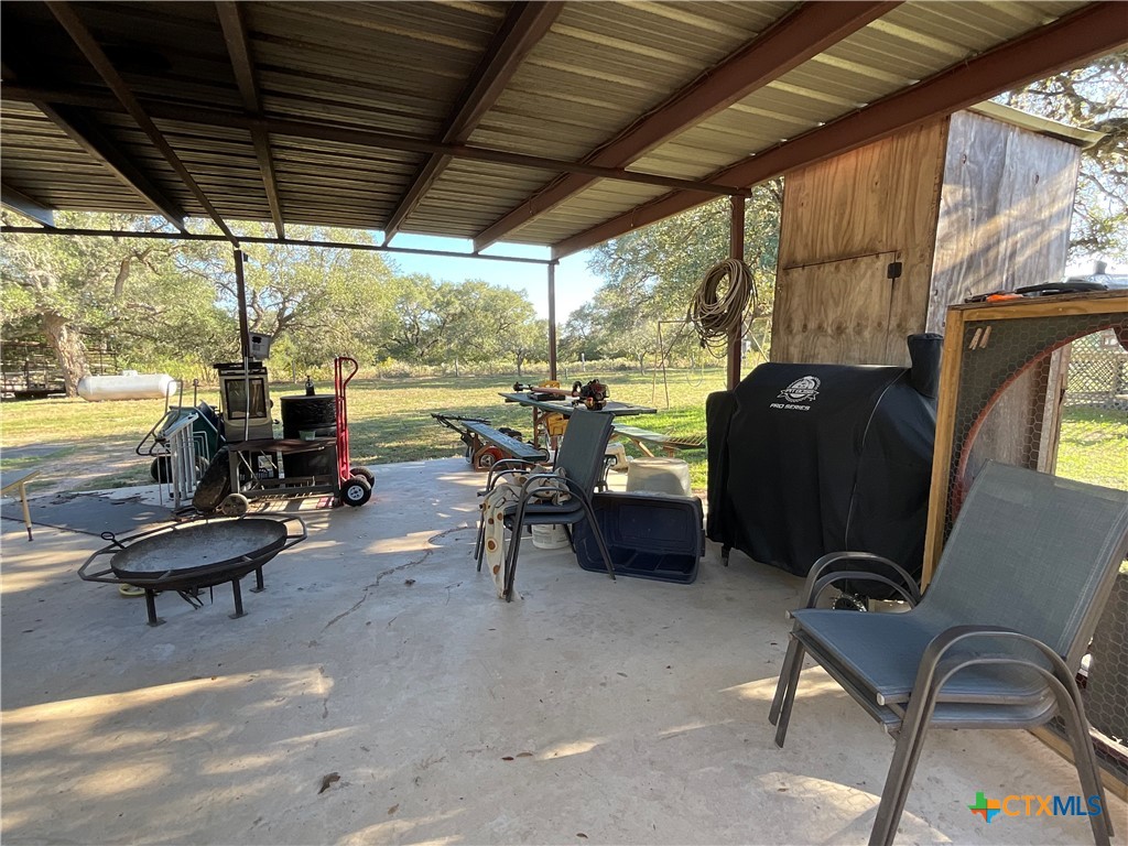main property photo 32