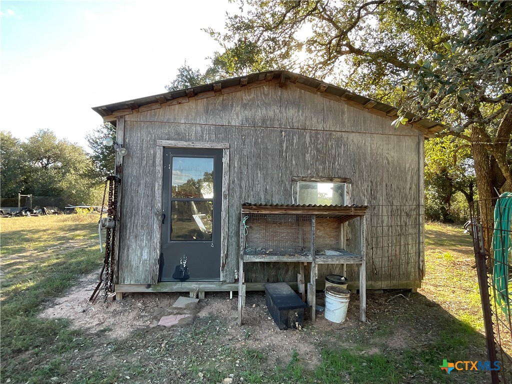 main property photo 33