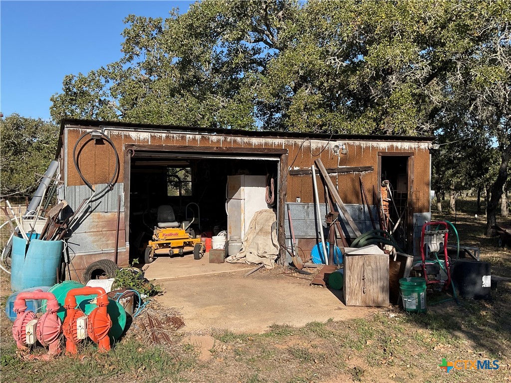 main property photo 34