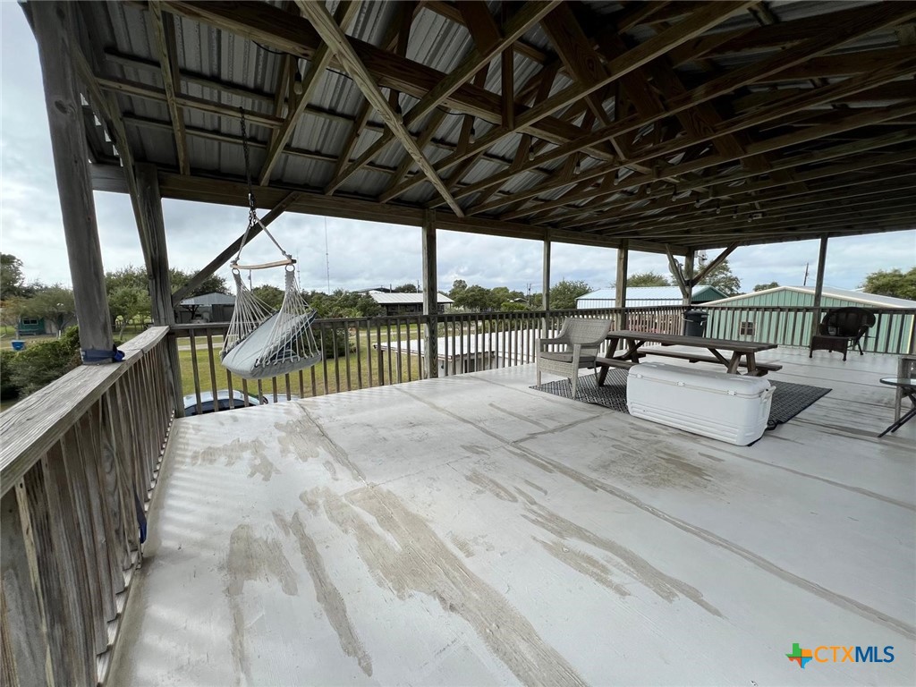 main property photo 13