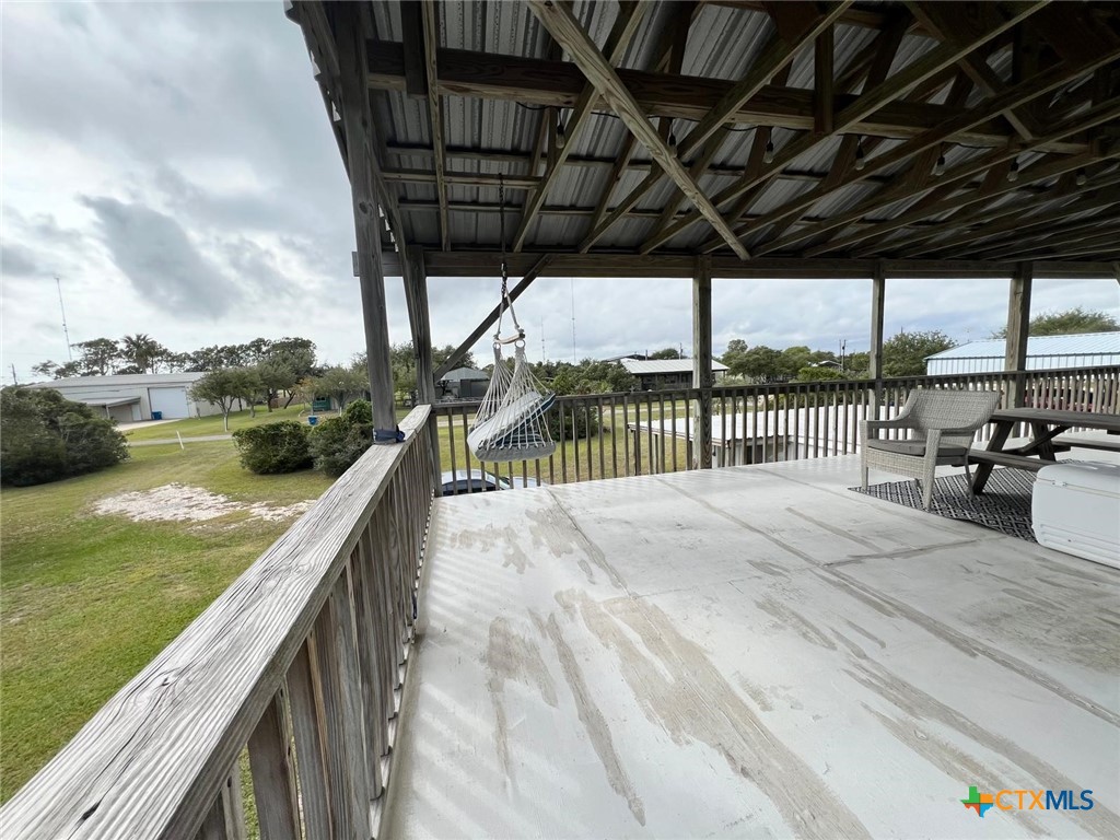 main property photo 14