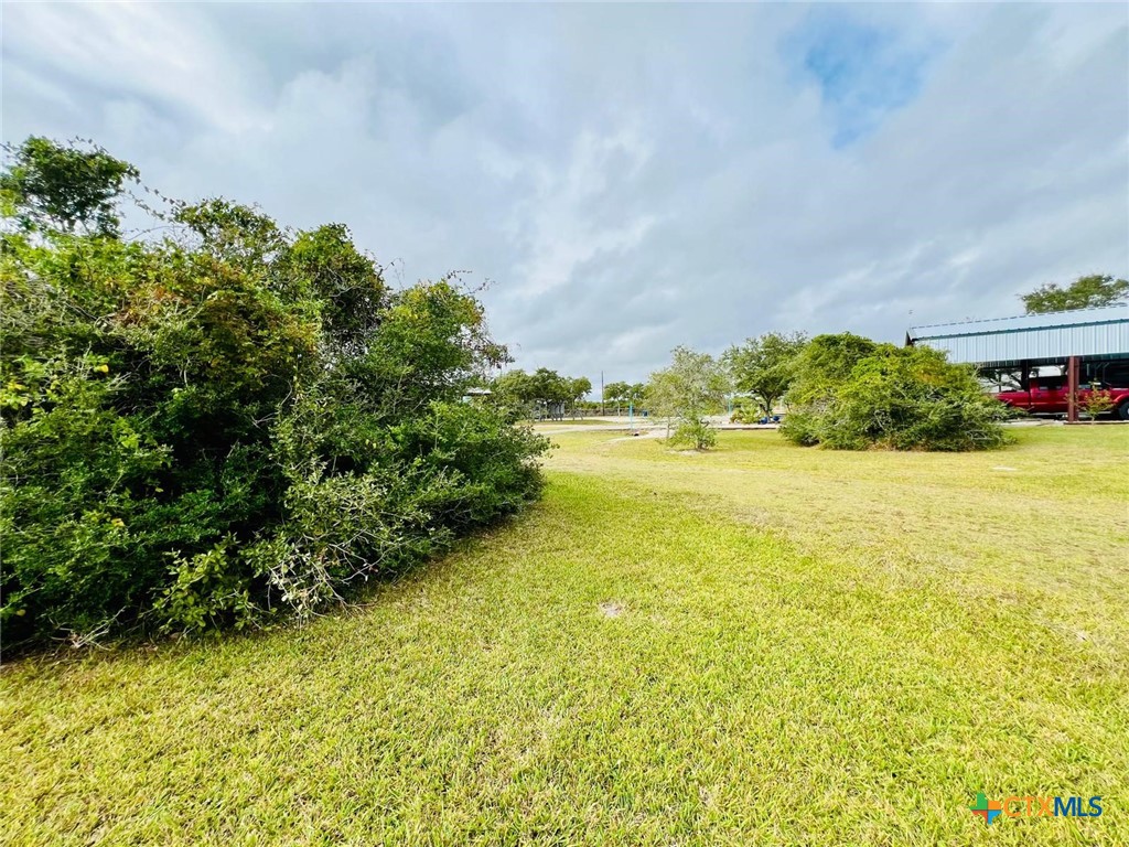 main property photo 33