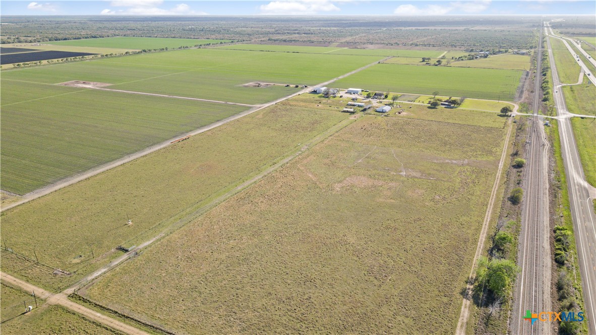 main property photo 12