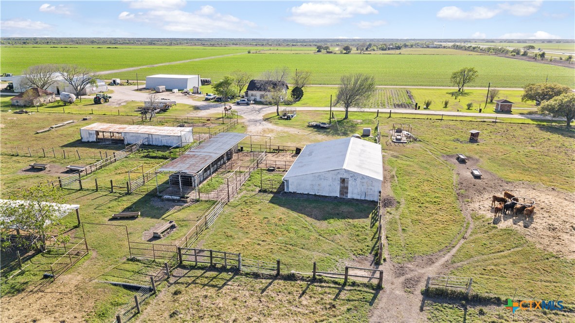 main property photo 5