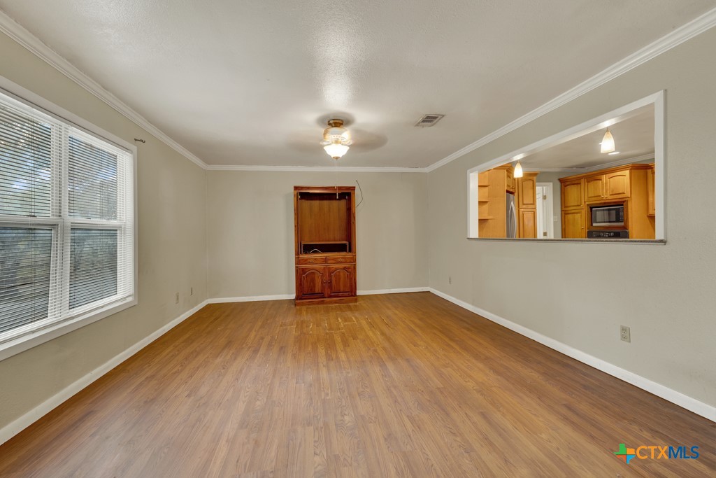 property viewer photo 12