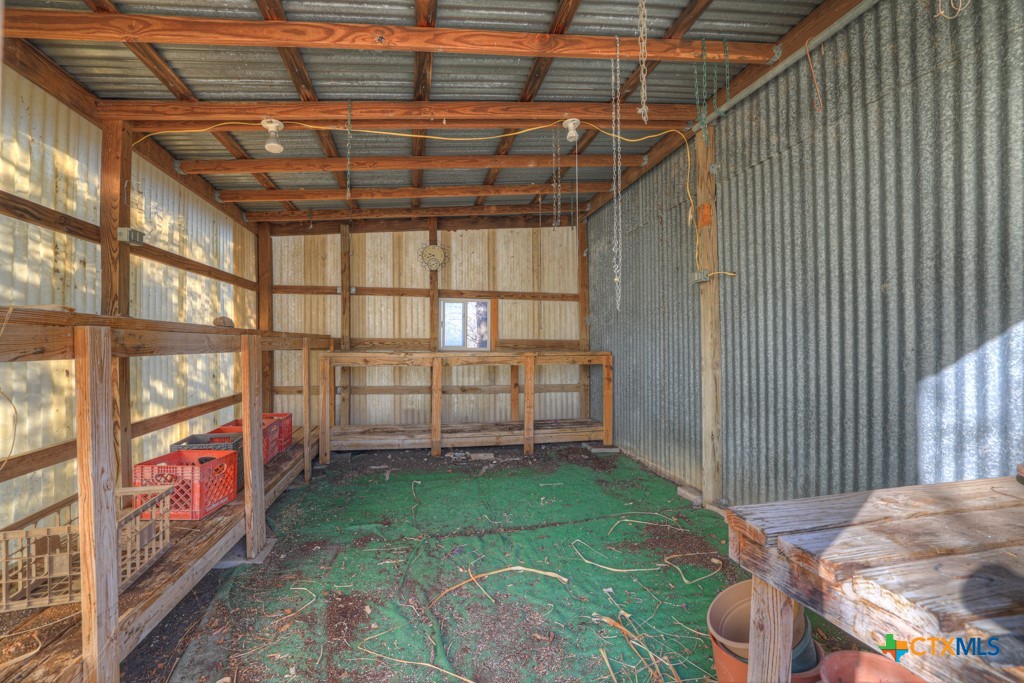 property viewer photo 26