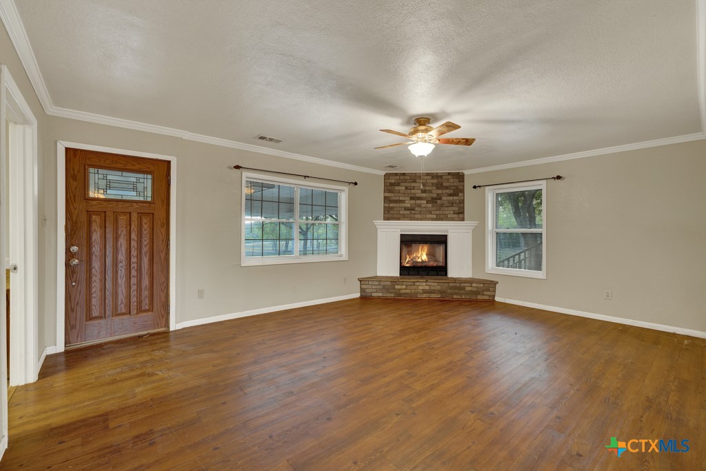 property viewer photo 3