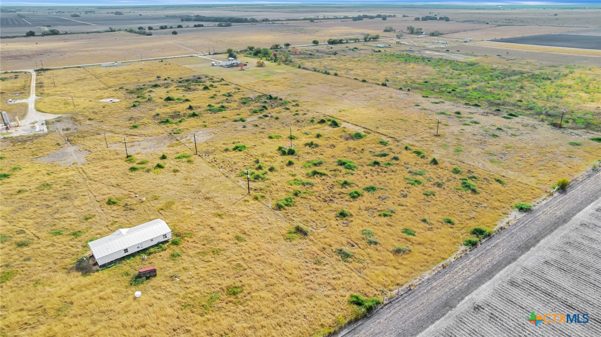 main property photo 10