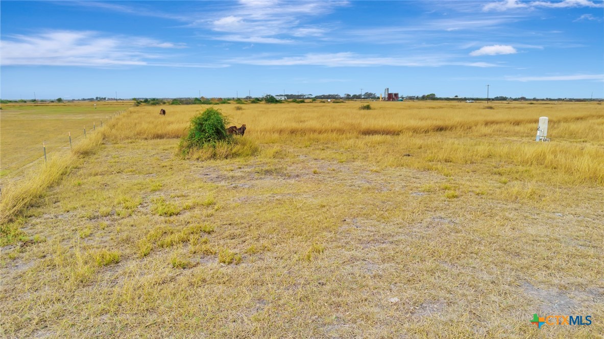 main property photo 7