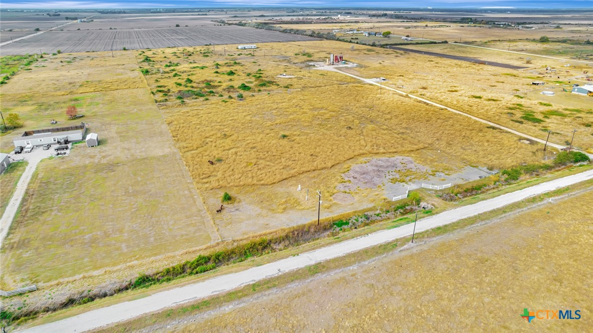 main property photo 9