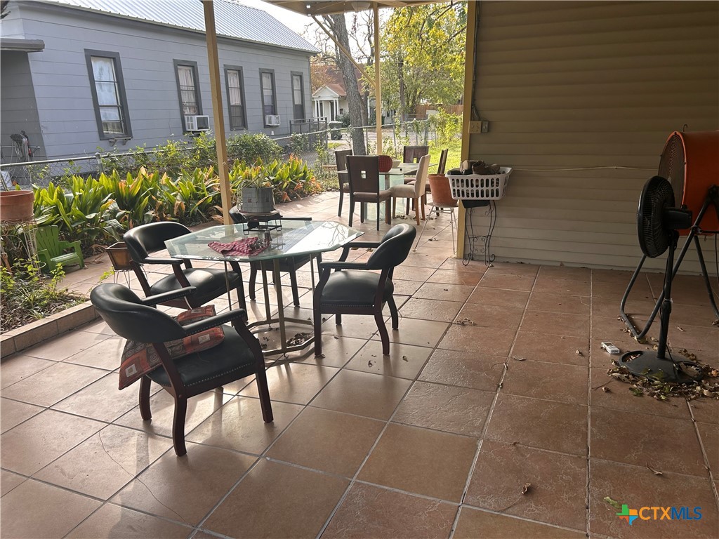 main property photo 11