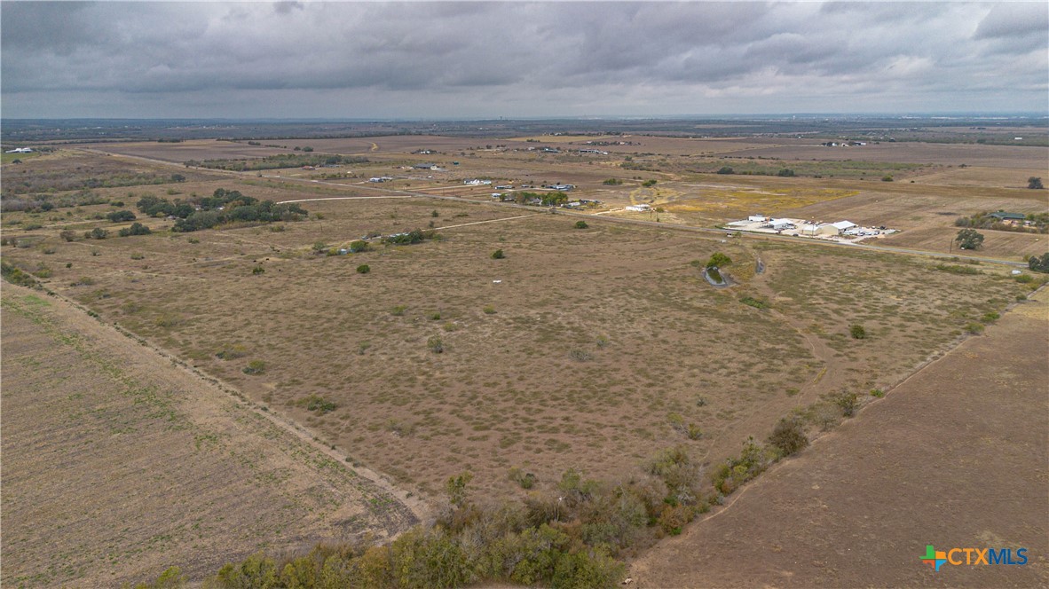 main property photo 40