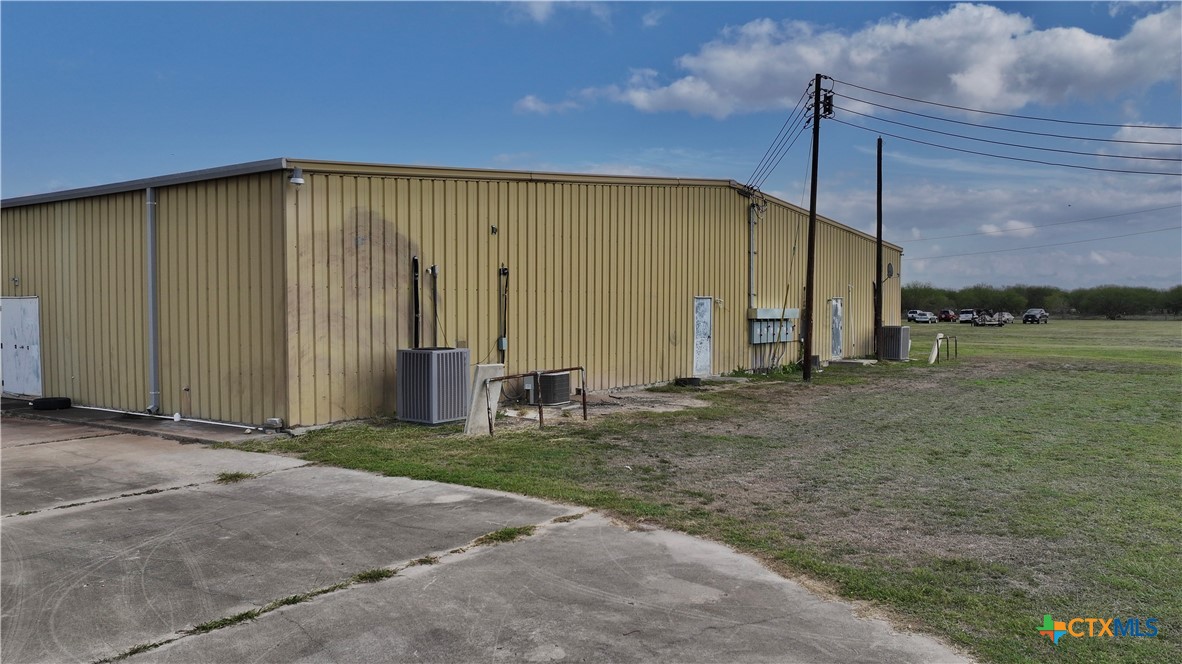 main property photo 7